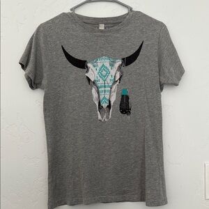 Gray T-Shirt with Bull Skull Graphic
